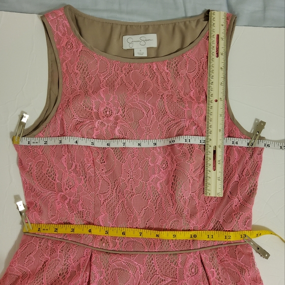 JESSICA SIMPSON PINK LACE TAN LINED FIT & FLARE SLEEVELESS SCOOP NECK SIZE 4 - Picture 4 of 10